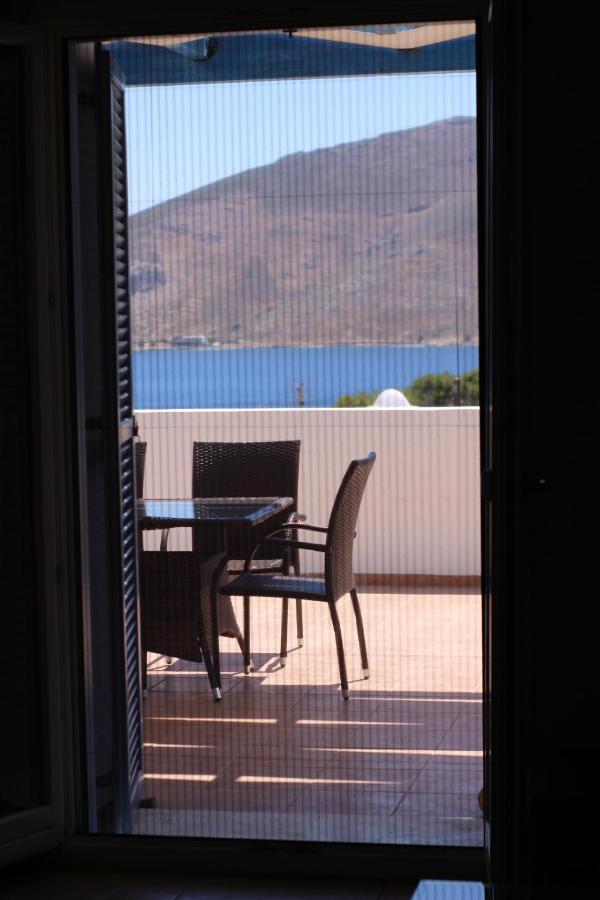 Zafeiris Apartments Livadia  Exterior foto